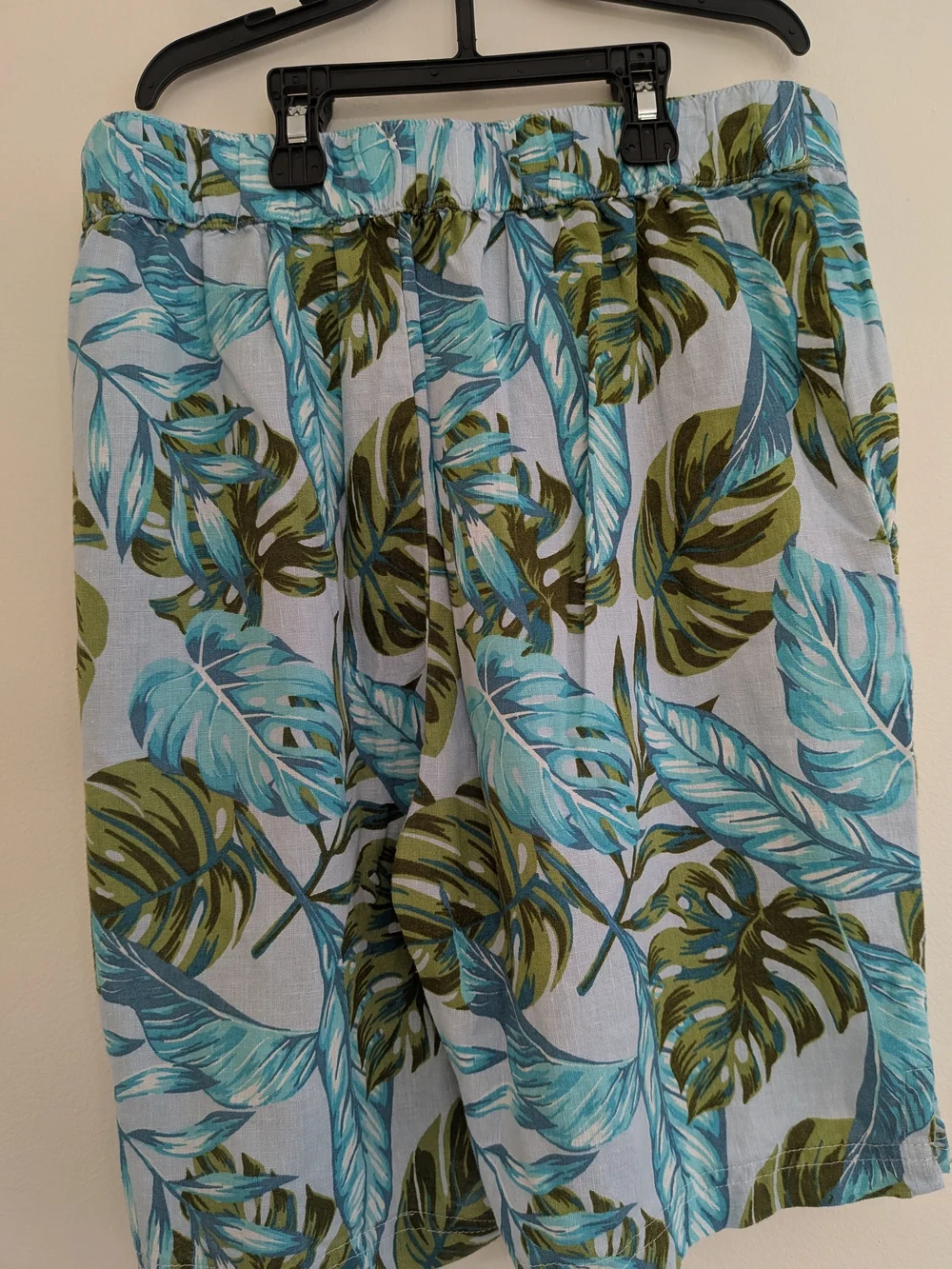 Main Character Energy Tropical Leaf Print Bermuda Shorts - Blue & Green
